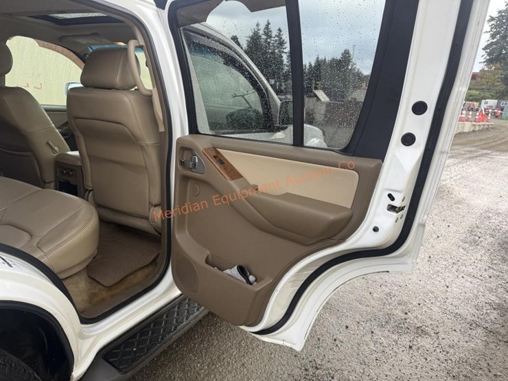 2005-nissan-pathfinder-le-image-19