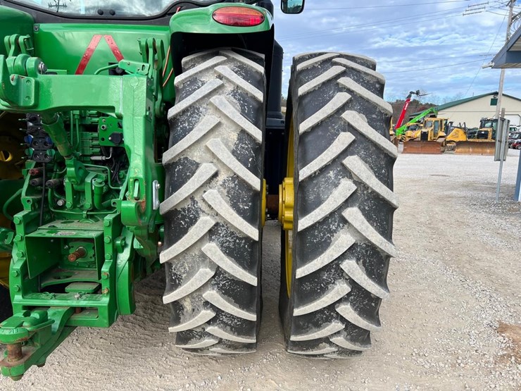 john-deere-8245r-image-16