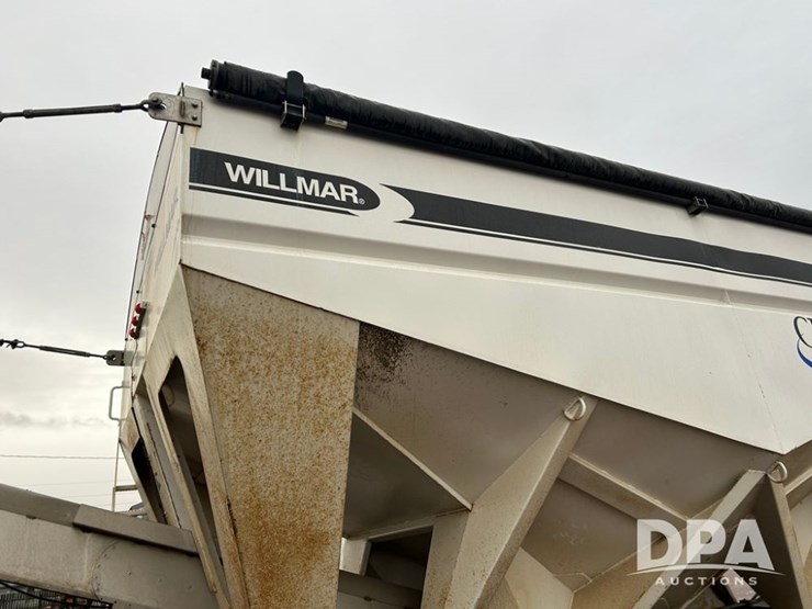 1992-international-9400-image-44