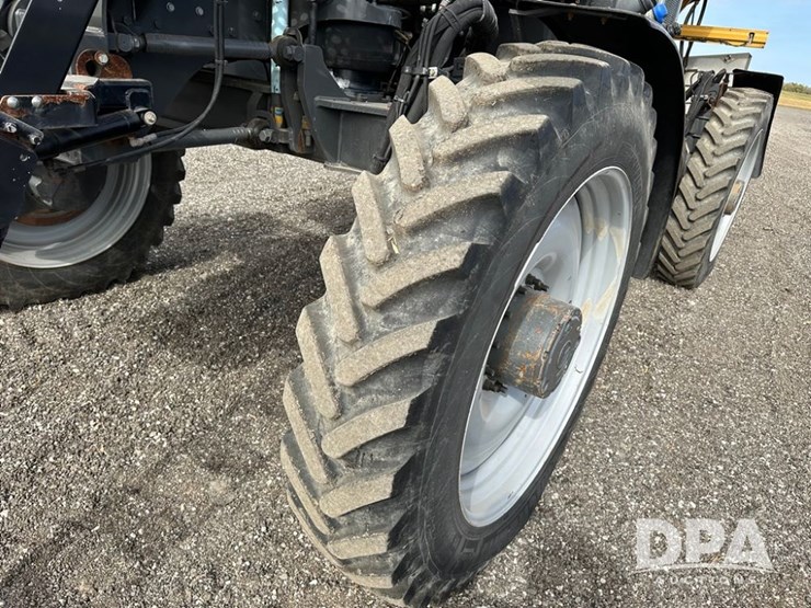 2017-ag-chem-rg1100b-image-21