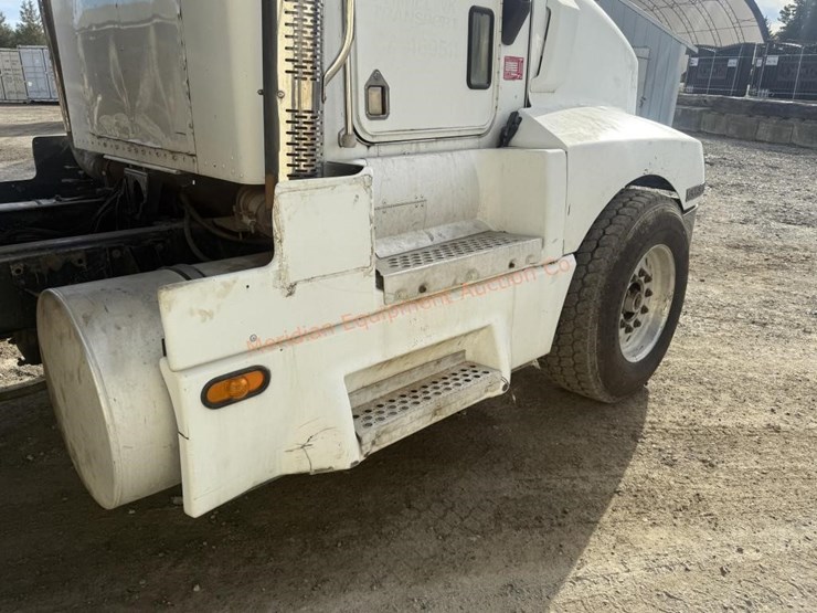 1995-kenworth-t600-image-35