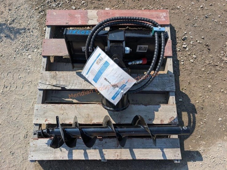 ir-mini-skid-steer-hyd-auger-image-6