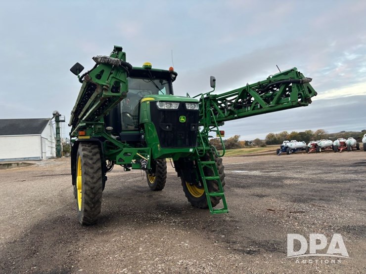 2018-john-deere-r4045-image-22