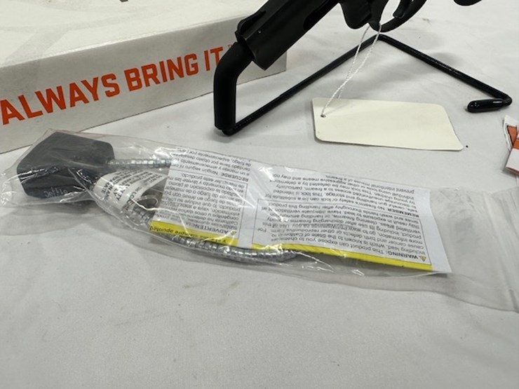 #2025-00067-•-taurus-942m-revolver-image-4