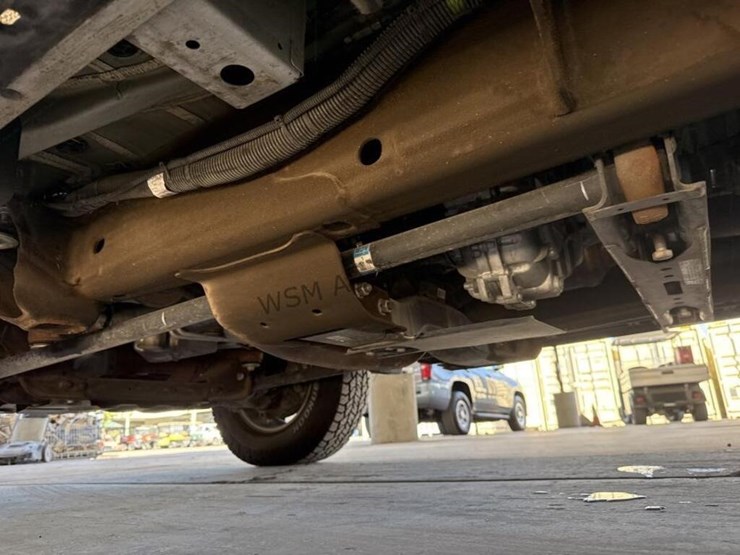 2021-chevrolet-silverado-2500hd-image-27