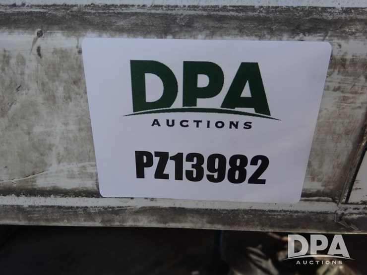 2016-freightliner-coronado-day-cab-glider-truck-(pz13982,-unit-720)-image-114