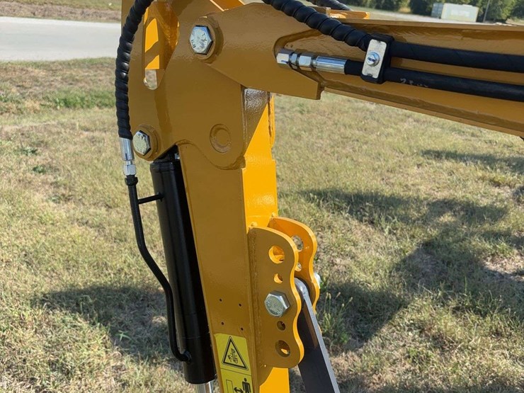 mini-excavator-mx12rx-image-10