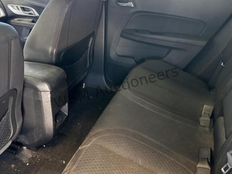 2014-chevrolet-equinox-image-21