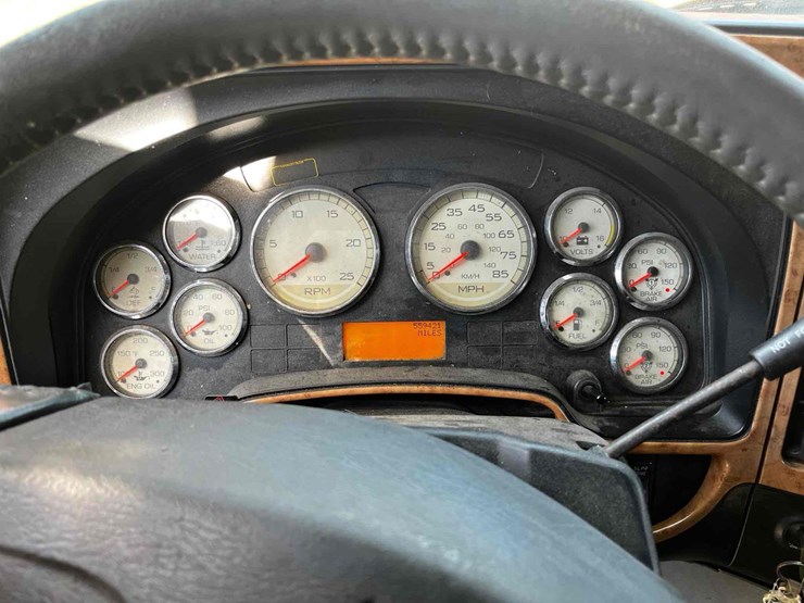 2016-international-prostar-image-17