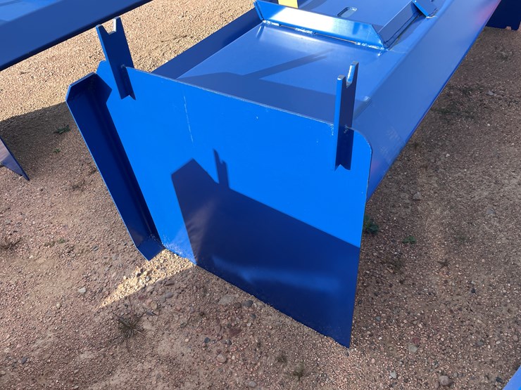 #4066-•-8'-snow-pusher-attachment-image-2