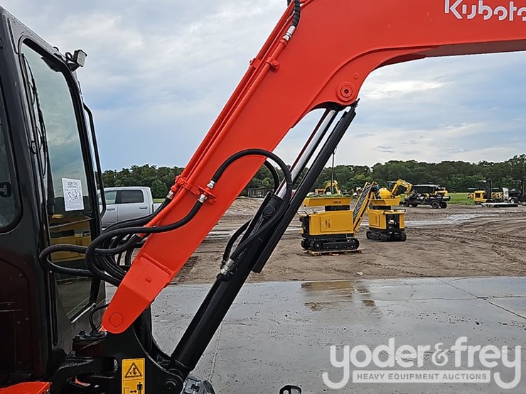 2012-kubota-kx161-image-14