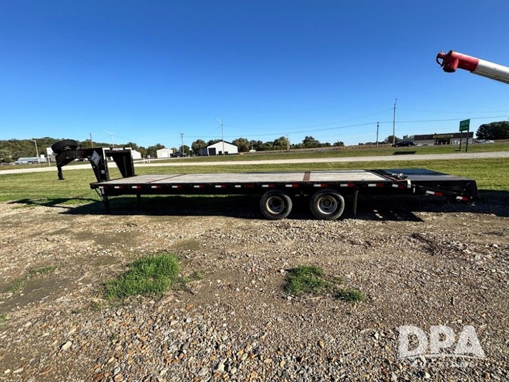 2017-travalong-gooseneck-trailer-(gp11710,-unit-126166)-image-14