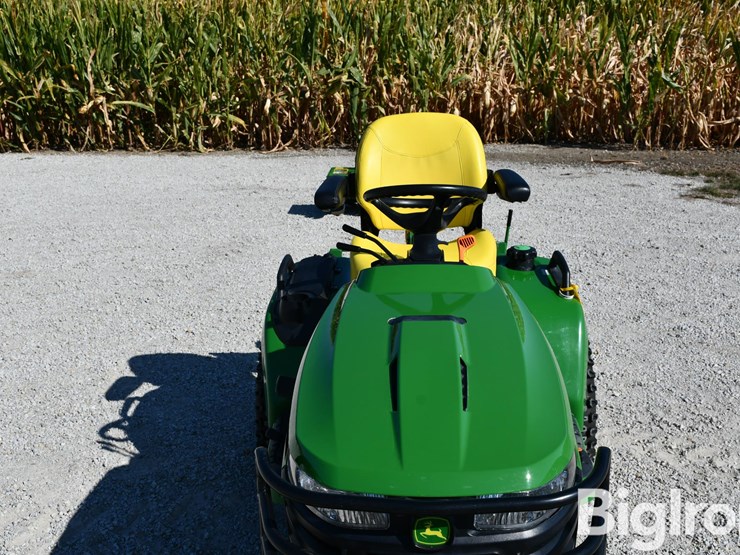 2018-john-deere-x758-image-10