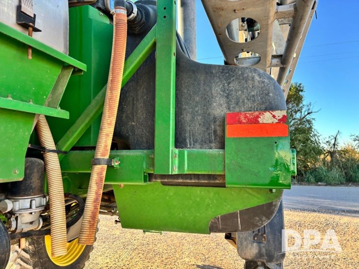 2013-john-deere-4830-image-73