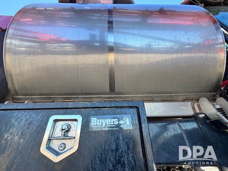 2020-case-ih-patriot-4440-image-60