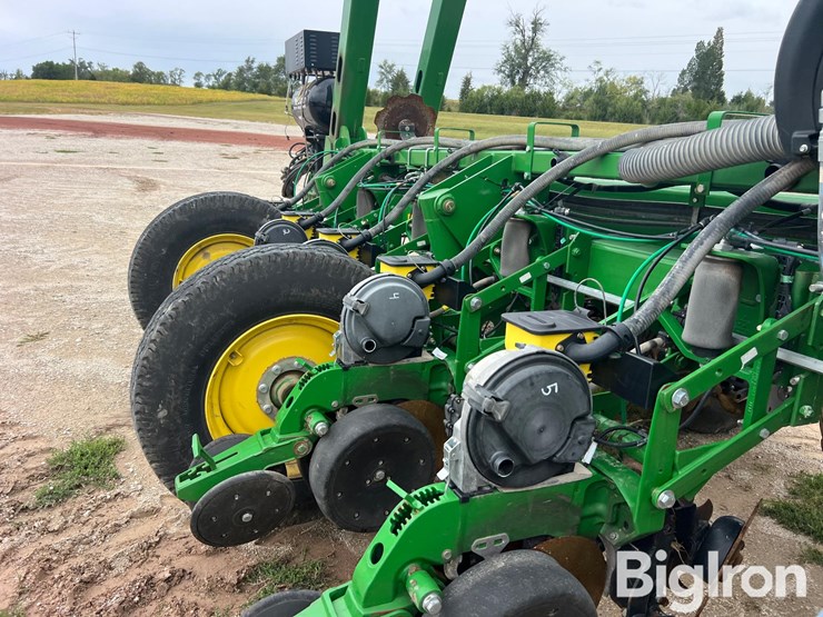 2012-john-deere-1770nt-ccs-image-20