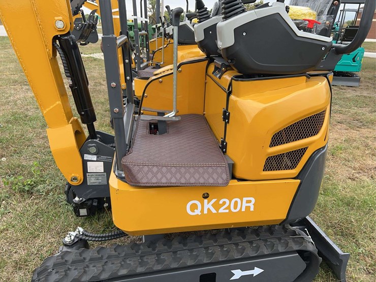 mini-excavator-qk20r-image-11