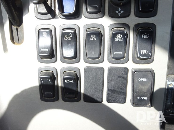 2014-mack-pinnacle-truck-(pz13988,-unit-239)-image-102