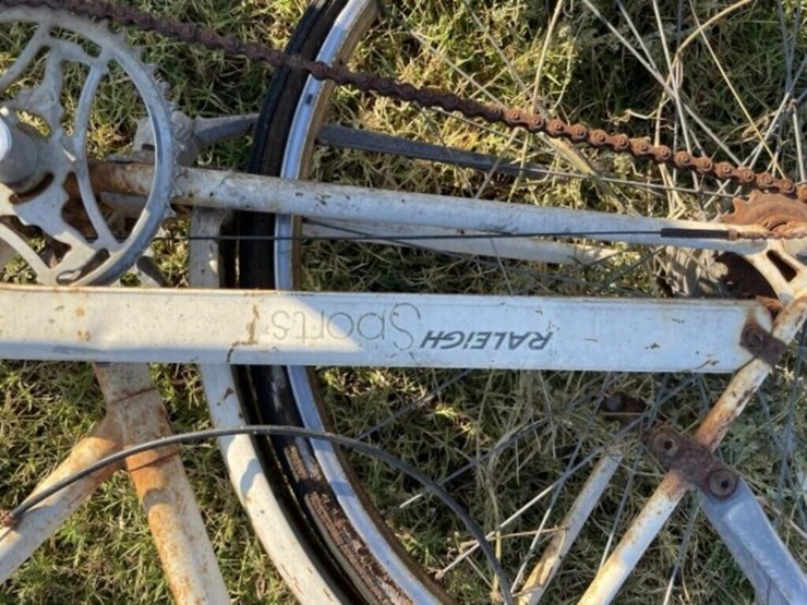 raleigh-bicycle-image-2