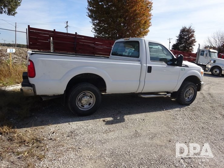 2011-ford-f250-image-23