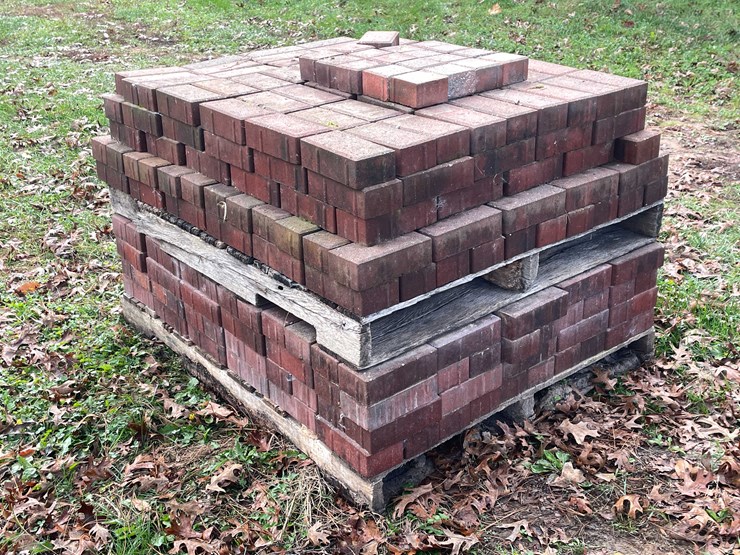 #6615-•-red-and-black-patio-pavers-image-5