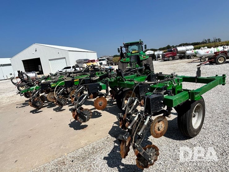 2021-unverferth-3500-image-4