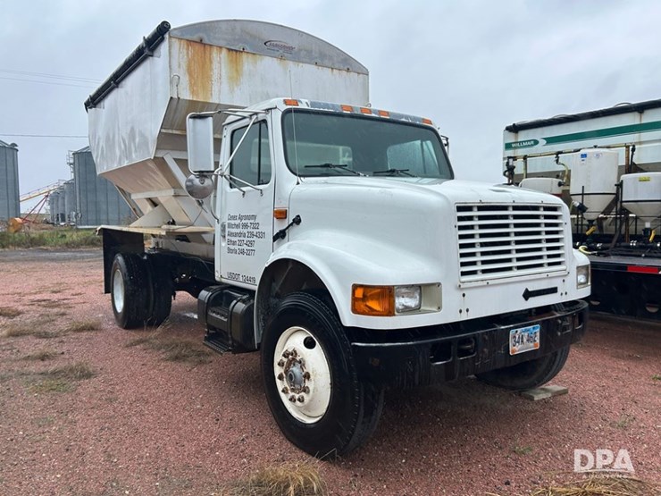 1993-international-4700-image-45