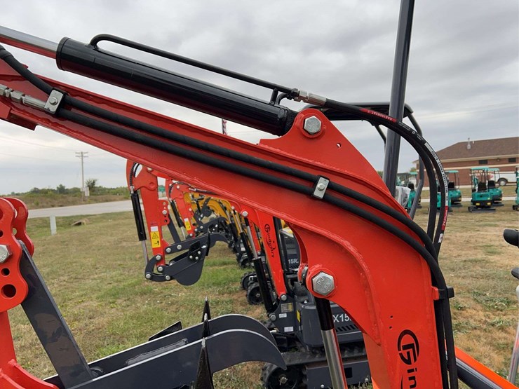 mini-excavator-mx15rx-image-11