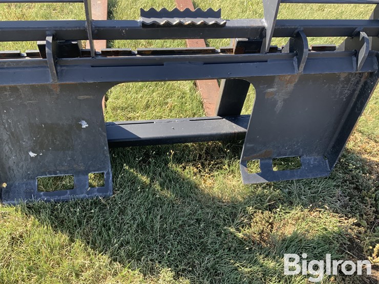 jenkins-skid-steer-pallet-fork-image-10