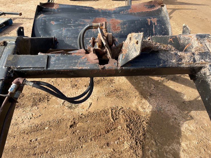 oliver-1600-image-14