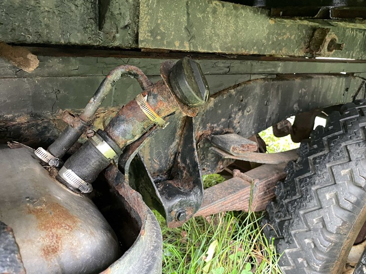 #8043-•-1981-chevy-custom-deluxe-30-truck-(has-wi-title)-image-16