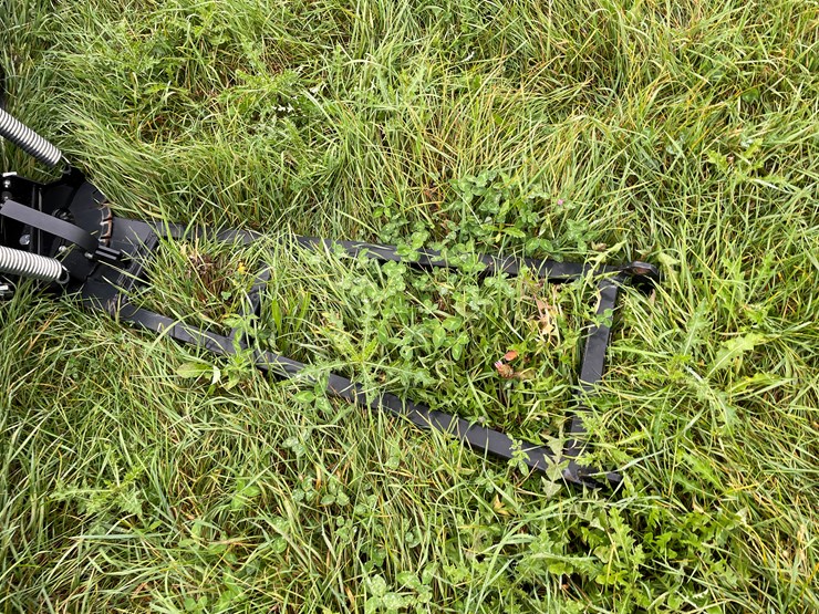 #8131-•-72"-atv-plow-image-9