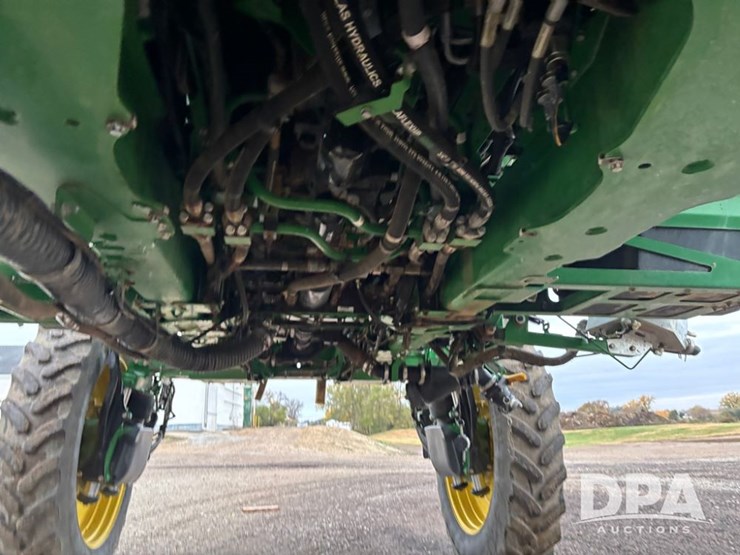 2018-john-deere-r4045-image-38