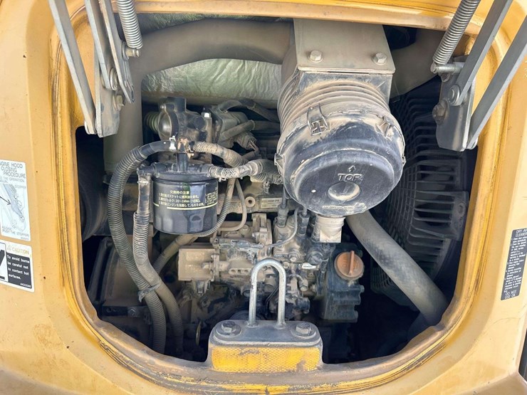 2016-deere-35g-image-6