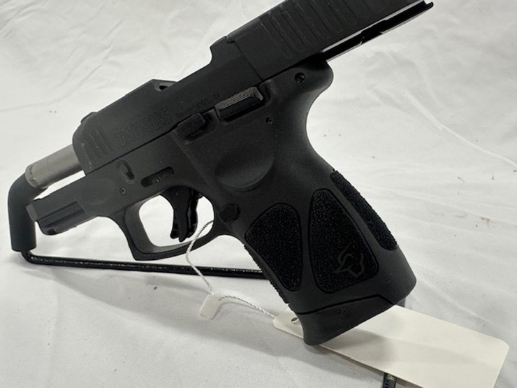 #2025-00037-•-taurus-g3c-pistol-image-39