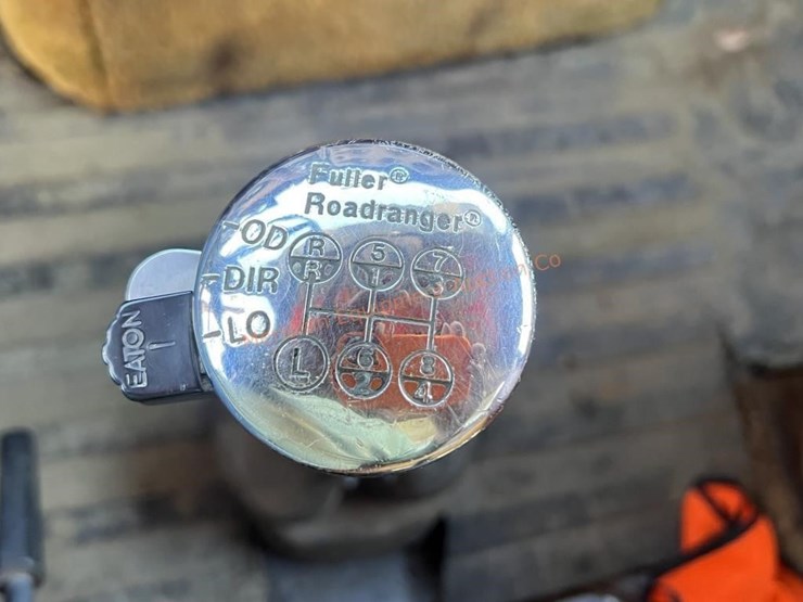 1979-ford-9000-image-30