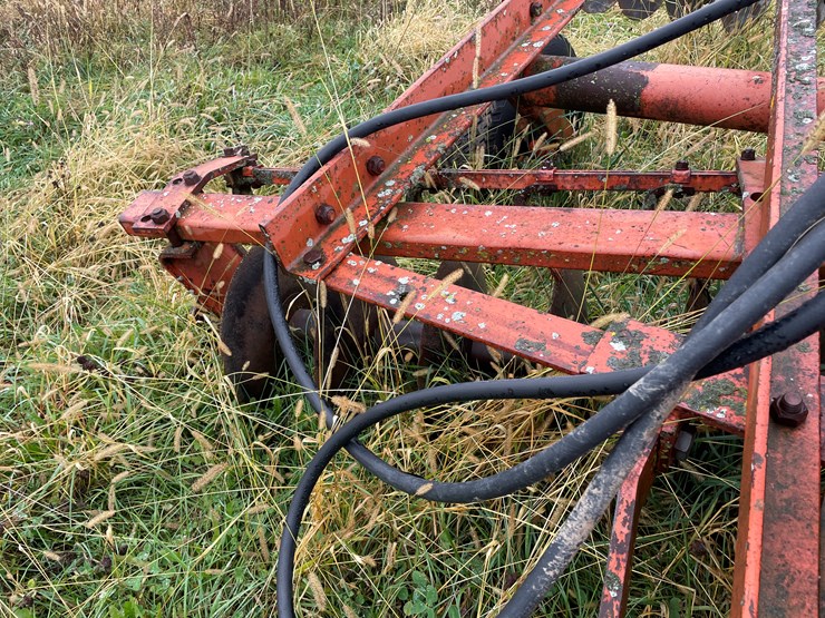 #8112-•-disc-image-20