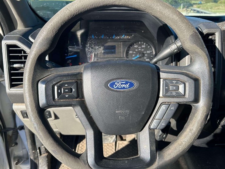 2017-ford-f350-image-12