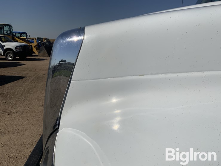 2005-international-7300-image-10