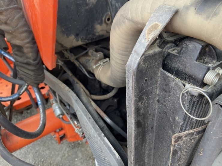 2010-kubota-l3200-image-28