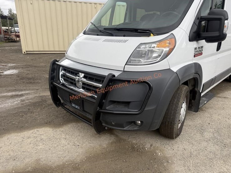 2015-dodge-ram-2500-image-13