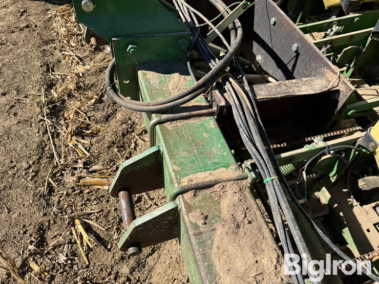 john-deere-7100-image-9