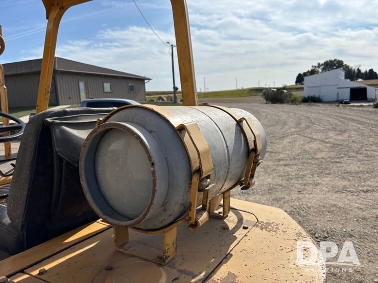 caterpillar-v40c-image-25