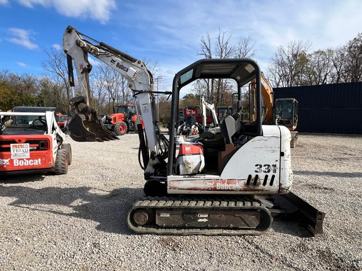 bobcat-331-image-2