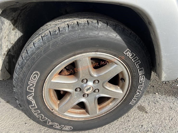 2003-jeep-liberty-image-12