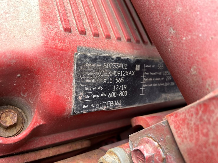 #1002-•-2021-international-semi-tractor-(has-mi-title)-image-41