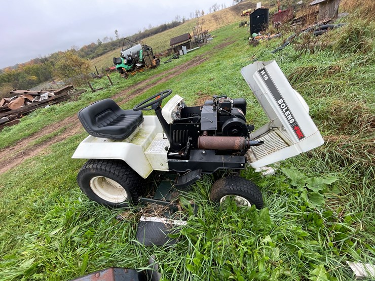 #8105-•-fmc-bolens-h16-lawn-mower-image-4