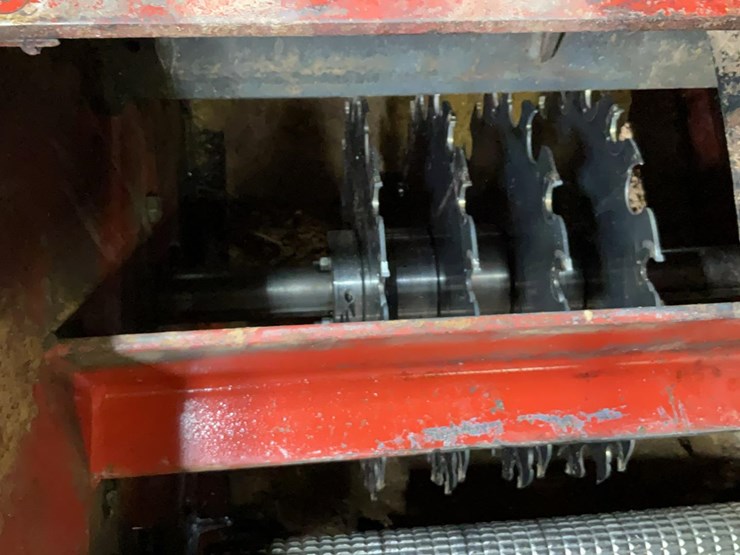 #115-•-2014-meadows-trojan-7-edger-image-14