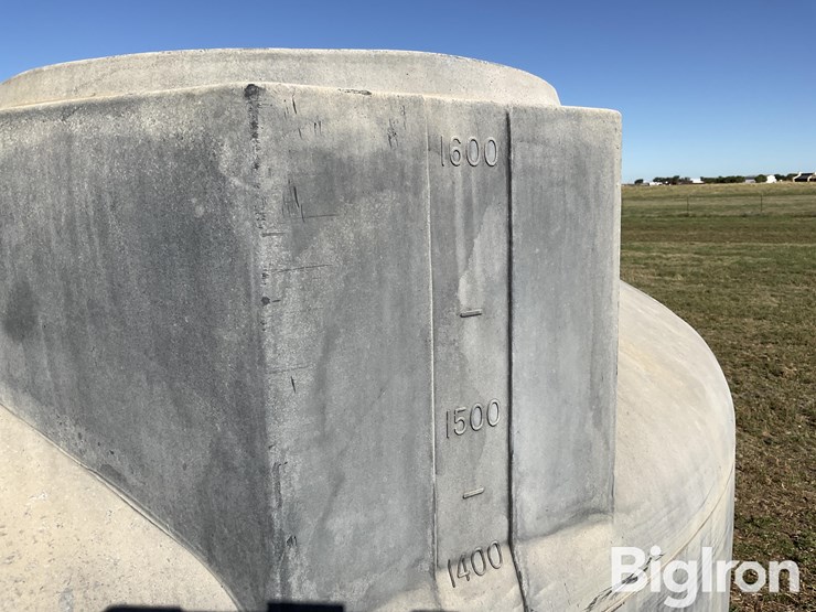 1550-gallon-liquid-fertilizer-poly-tanks-image-10