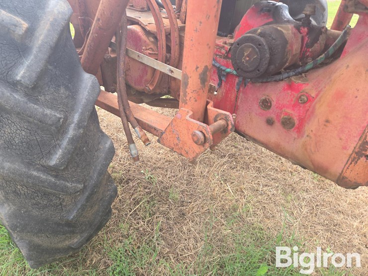 1941-international-m-image-13